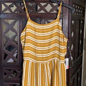 Boutique Style Yellow Jumper